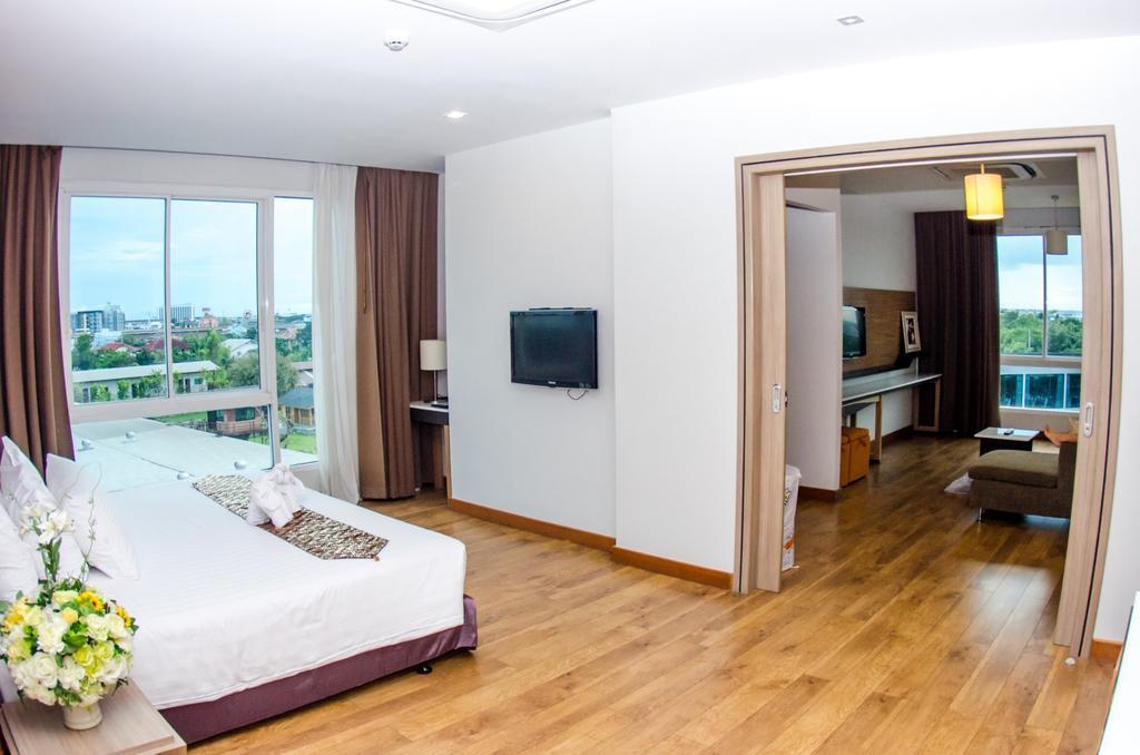 Prajaktra Design Hotel Udon Thani Exterior foto